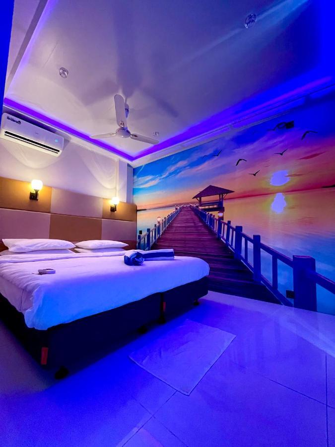Wind Breeze Sunset View Inn Guraidhoo  Bagian luar foto