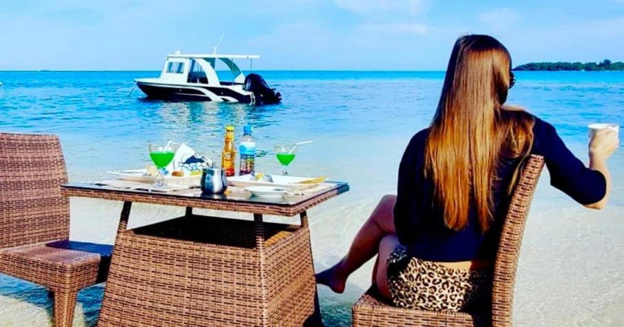 Wind Breeze Sunset View Inn Guraidhoo  Bagian luar foto